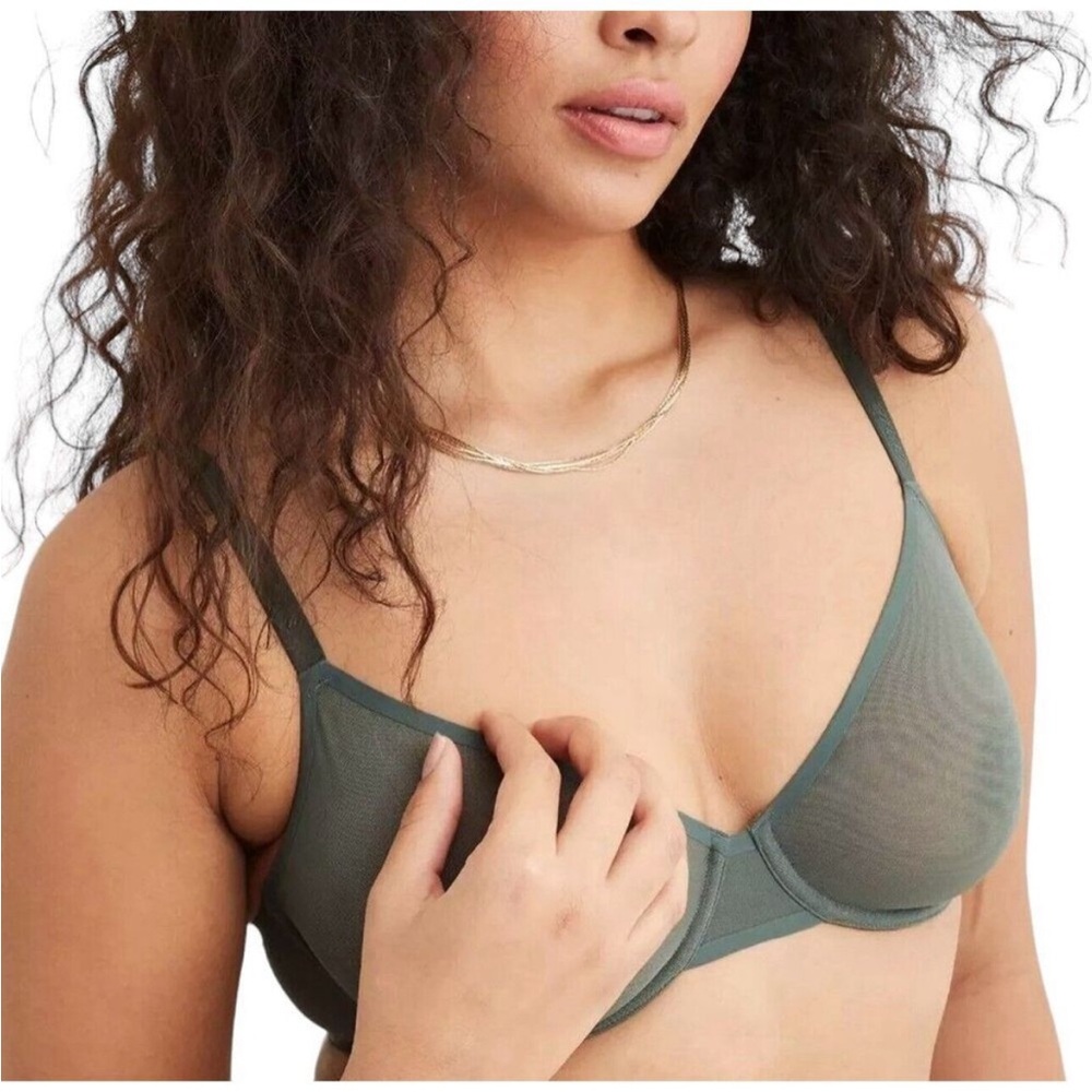 AERIES SMOOTHEZ SZ 32D 32 D BRA. NWT WOMEN’S BRA